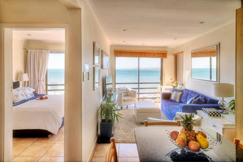 Gallery image of 185 on BEACH Boutique Suites in Gordonʼs Bay