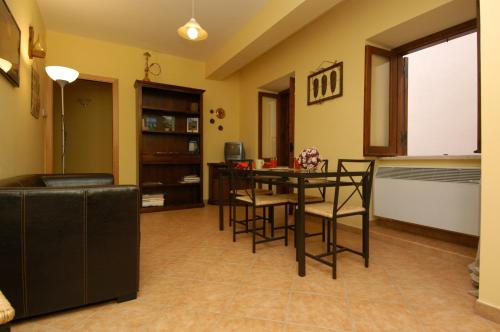 Fotografie z fotogalerie ubytování L'Antipapa v destinaci Fondi