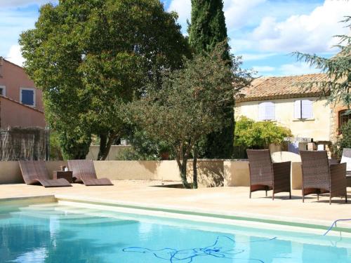 Imagen de la galería de Maison de 3 chambres avec piscine partagee jardin clos et wifi a Saint Victor la Coste, en Saint-Victor-la-Coste