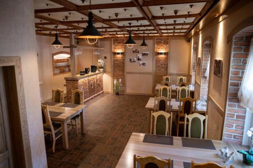Restoranas ar kita vieta pavalgyti apgyvendinimo įstaigoje Ašmonienės svečių namai "Senoji mokyklėlė"