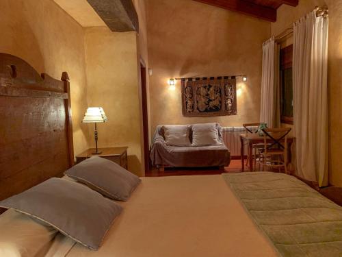 Letto o letti in una camera di Serrat del Vent - Adults only
