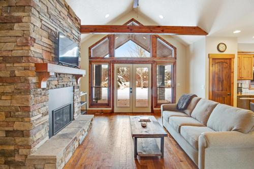 Meadow Lake Retreat – Photos 2