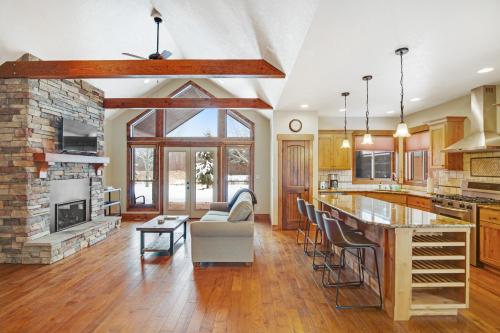 Meadow Lake Retreat – Photos 4