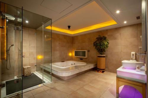 Ein Badezimmer in der Unterkunft In-stone Motel