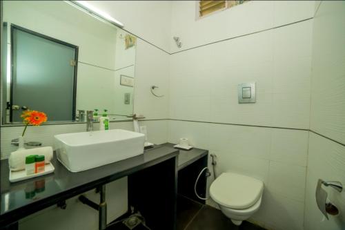 Ein Badezimmer in der Unterkunft HILL VIEW (VOILA TRANQUIL'N) BEGUMPET