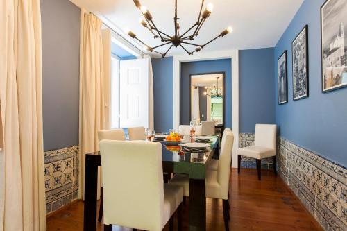 Correeiros downtown Duplex & Deluxe Apartment