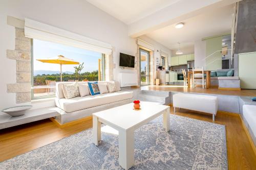 TV/trung tâm giải trí tại Panormo Villas Crete - Iasion & Dimitra