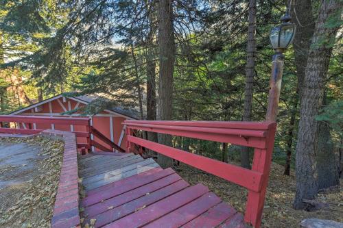 Taman di luar Lake Arrowhead Cabin with Deck and Stunning Mtn Views!