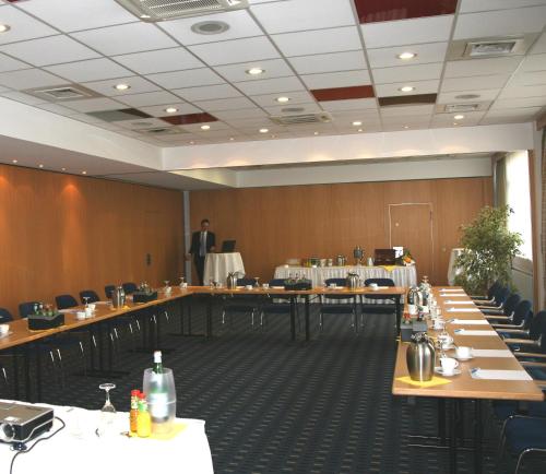 Zona business o sala de conferencias en Hotel Motodrom