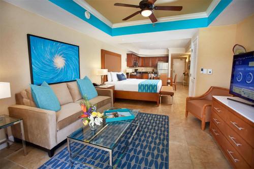 Gallery image of Divi Aruba Phoenix Beach Resort in Palm-Eagle Beach