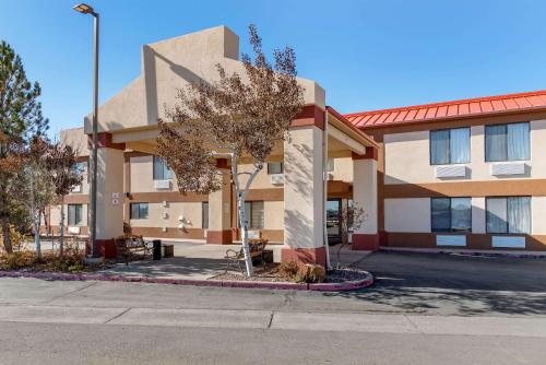 Econo Lodge Pueblo – Photos 2