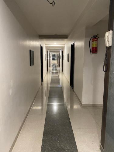 シルディにあるHotel Sai Bansiのギャラリーの写真