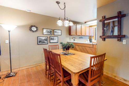 Aspen Grove Getaway – Photos 4