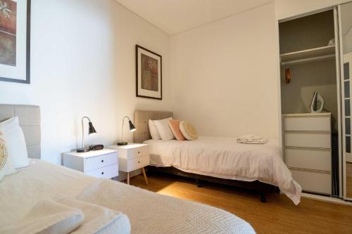Gallery image of 405 Charming Central renovated lift sleep 4 in Perth