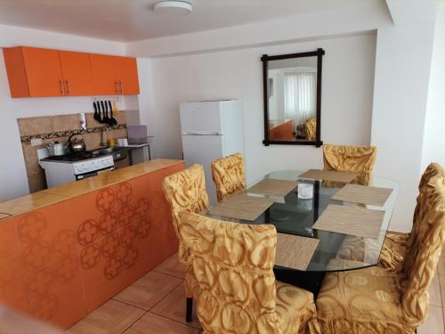 Kuhinja ili čajna kuhinja u objektu Apartment Samana House