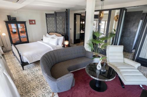Ένα ή περισσότερα κρεβάτια σε δωμάτιο στο B House Samui
