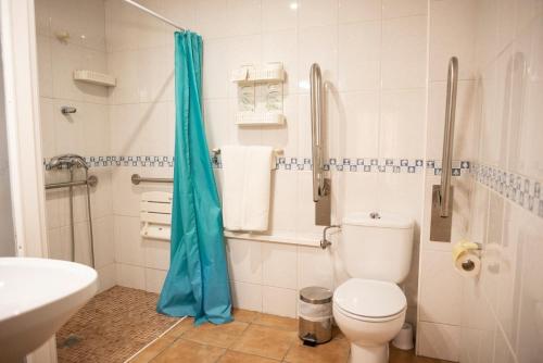 Koupelna v ubytování El Cordobés , alojamiento y habitaciones