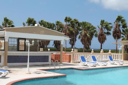 A piscina localizada em Piscadera Seaview Apartments ou nos arredores