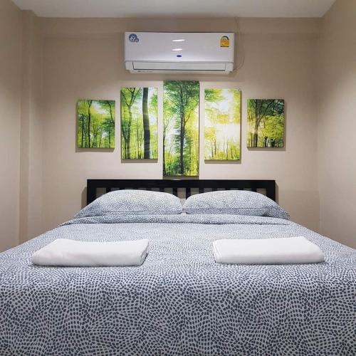 Säng eller sängar i ett rum på Checkin Hostel @DonMuang Airport