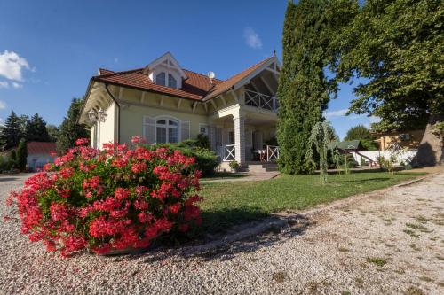 Dio Apartmanok 8630 Balatonboglár, Kisfaludy utca 6-8 kép - 3