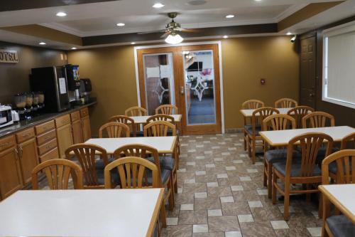 En restaurant eller et andet spisested på Amber Inn