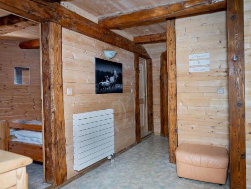 Chalet Les Planchesにあるテレビまたはエンターテインメントセンター