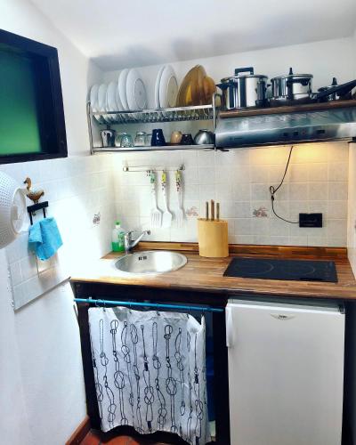 Una cocina o zona de cocina en Agriturismo La Conte