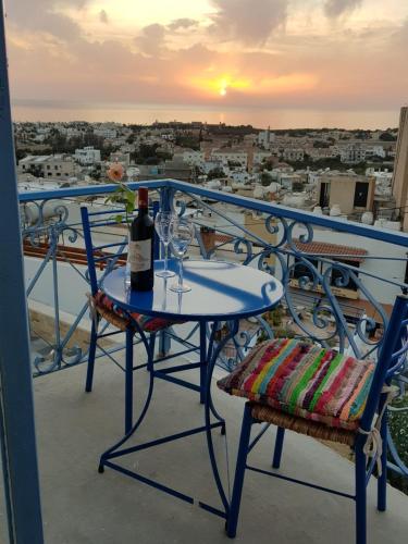 Town Apartment with panoramic seaview