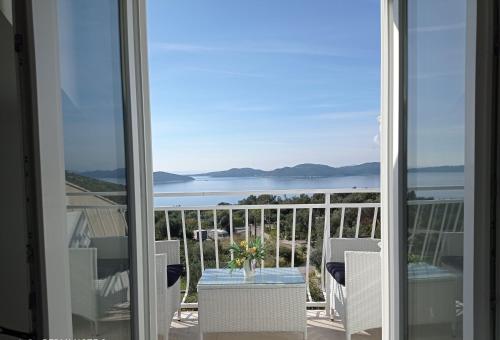 Apartment Lucija with sea view