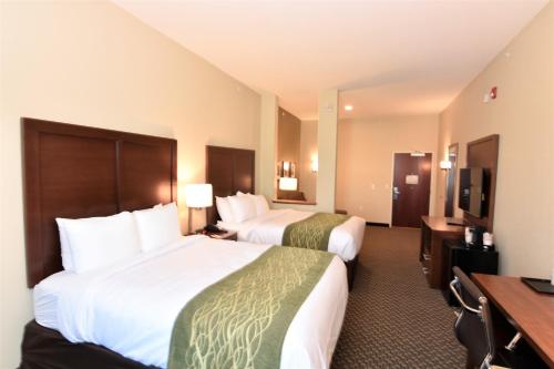 Postel nebo postele na pokoji v ubytování Comfort Inn & Suites Rock Hill Northeast