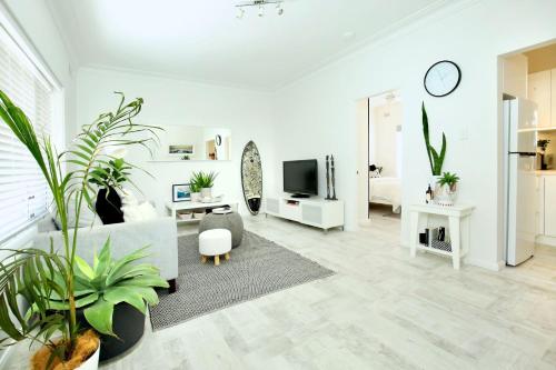 Galería fotográfica de Beautifully renovated quiet unit in Cronulla en Cronulla