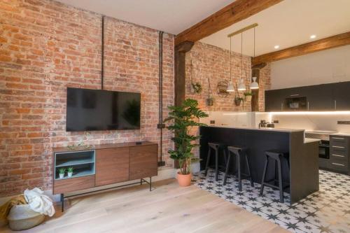 Sanfran 45 AC by Staynnapartments