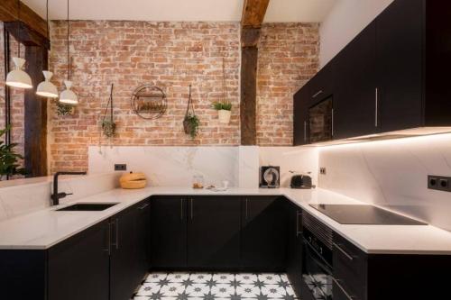 Sanfran 45 AC by Staynnapartments