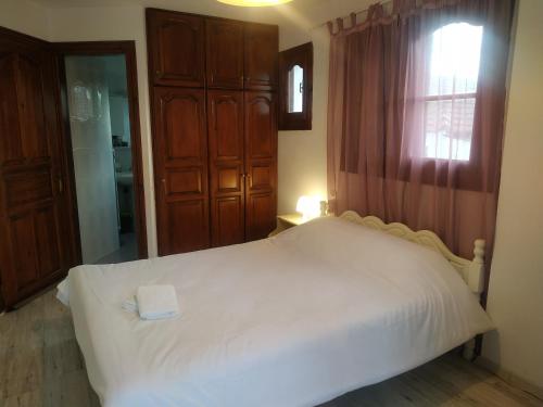 Postel nebo postele na pokoji v ubytování Traditional Cozy Room