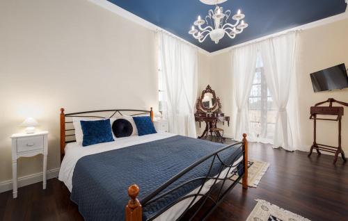 Historical Villa Vigneri by Villas Holiday