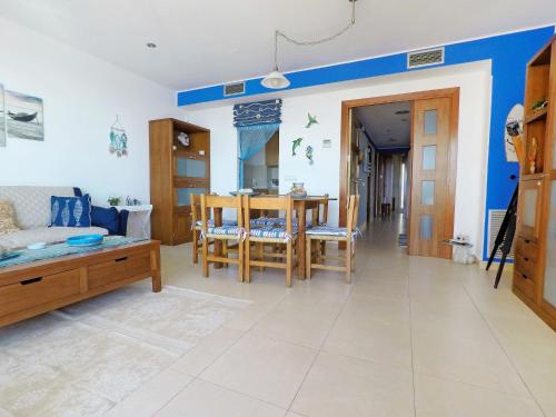 Apartment La Platja by Interhome