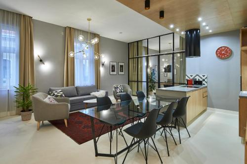 ORANGEHOMES Unique design 3 bathrooms flat 1072 Budapest, 32 Rákóczi út kép - 3