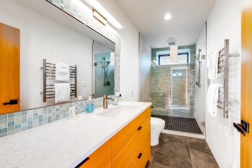 Galería fotográfica de Kingfisher Cove Hideaway en Anacortes