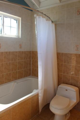 Koupelna v ubytování Hideaways Exuma