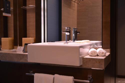 ห้องน้ำของ The Qube Hotel Shanghai Xinqiao