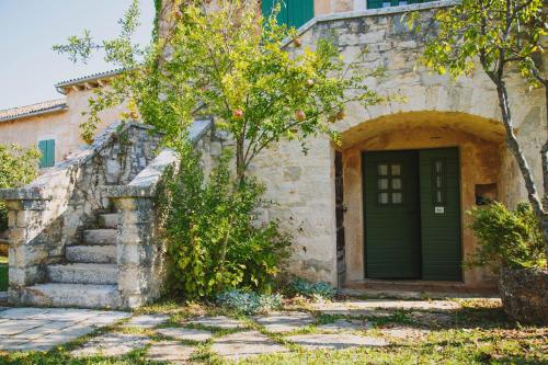 Gambar di galeri bagi Arbalovija Rustic Villa di Šivati