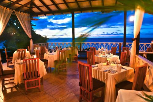 Restoran atau tempat makan lain di Ti Kaye Resort & Spa