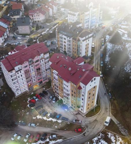 Kejiranan di persekitaran atau kejiranan dekat dengan apartmen