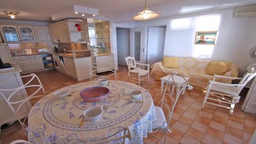 Appartement bord de mer et vue mer exceptionnelle, proche centre avec garage - Sainte-Maxime Villa Maxime
