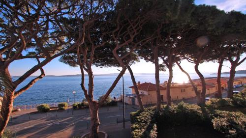 Appartement bord de mer et vue mer exceptionnelle, proche centre avec garage - Sainte-Maxime Villa Maxime