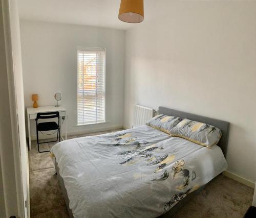 Cama o camas de una habitación en Kay's Place - Modern 3 Bed