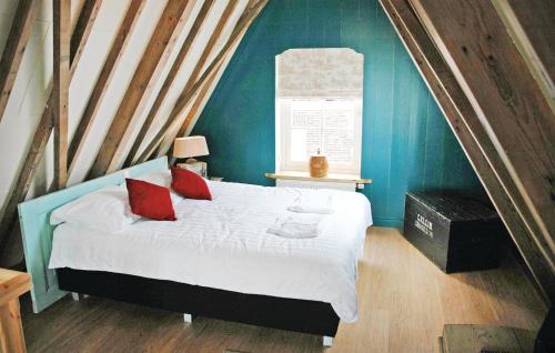 Katil atau katil-katil dalam bilik di Voc Huys