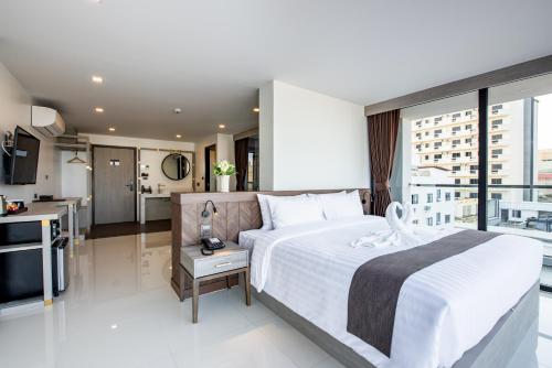 Zdjęcie z galerii obiektu Blackwoods Hotel Pattaya - SHA Extra Plus w mieście Pattaya Central