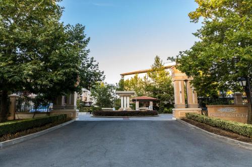 Galeriebild der Unterkunft Oasis Beach Club in Lozenets