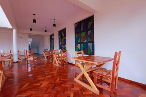 Restaurace v ubytování Mtoni Resort, Naro moru